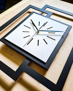 DUŻY, NOWOCZESNY ZEGAR ŚCIENNY,GEOMETRYCZNY,  PROSTOKĄT, ABSTRAKCYJNY, MINIMALISTYCZNY, LOFT, HANDMADE, DREWNO, BIAŁY, 44 x 56 cm   