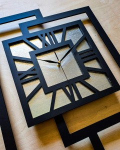 DUŻY, NOWOCZESNY ZEGAR ŚCIENNY,GEOMETRYCZNY,  MINIMALISTYCZNY, LOFT, HANDMADE, SREBRNY , 44 x 56 cm 