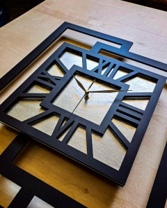 DUŻY, NOWOCZESNY ZEGAR ŚCIENNY,GEOMETRYCZNY,  MINIMALISTYCZNY, LOFT, HANDMADE, SREBRNY , 44 x 56 cm 