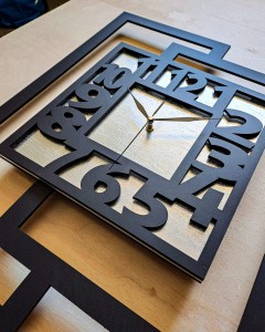 DUŻY, NOWOCZESNY ZEGAR ŚCIENNY,GEOMETRYCZNY, DO SALONU, MINIMALISTYCZNY, LOFT, HANDMADE, SREBRNY, 44 x 56 cm