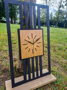 DUŻY, MINIMALISTYCZNY, NOWOCZESNY ZEGAR ŚCIENNY, LAMELE, INDUSTRIALNY, GEOMETRYCZNY, DO SALONU, MINIMALISTYCZNY, LOFT, HANDMADE, DREWNIANY, 35 x 60 cm, PIONOWY, CZARNY/ DĄB ZŁOTY, CICHY