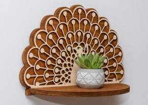 ETAGERE AJOURÉE, PLATEAU FLEURI, PAON, BELLE DÉCORATION MURALE