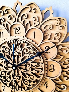 DEKORACYJNY,  DREWNIANY, AŻUROWY ZEGAR ŚCIENNY, MANDALA, WIELOWARSTWOWY, GLAMOUR, VINTAGE, SHABBY CHIC, BEJCA KASZTAN