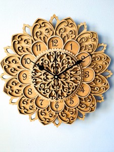 DEKORACYJNY,  DREWNIANY, AŻUROWY ZEGAR ŚCIENNY, MANDALA, WIELOWARSTWOWY, GLAMOUR, VINTAGE, SHABBY CHIC, BEJCA KASZTAN