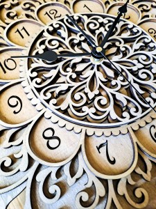 DEKORACYJNY,  DREWNIANY, AŻUROWY ZEGAR ŚCIENNY, MANDALA, WIELOWARSTWOWY, GLAMOUR, VINTAGE, SHABBY CHIC, BEJCA WIĄZ JAPOŃSKI