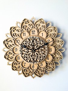 DEKORACYJNY,  DREWNIANY, AŻUROWY ZEGAR ŚCIENNY, MANDALA, WIELOWARSTWOWY, GLAMOUR, VINTAGE, SHABBY CHIC, BEJCA WIĄZ JAPOŃSKI