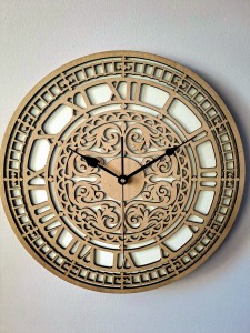 DEKORACYJNY,  DREWNIANY, AŻUROWY ZEGAR ŚCIENNY,  BIG BEN, VINTAGE, WIĄZ JAPOŃSKI