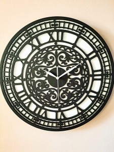 DEKORACYJNY,  DREWNIANY, AŻUROWY ZEGAR ŚCIENNY,  BIG BEN, VINTAGE, CZARNY