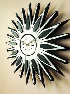 DEKORACYJNY,  DREWNIANY, AŻUROWY ZEGAR ŚCIENNY, RETRO, MID CENTURY MODERN, SUNBURST