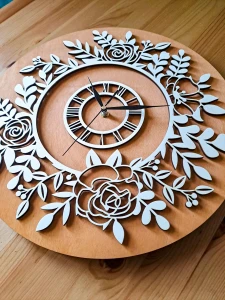 PIĘKNY, KWIATOWY ZEGAR AŻUROWY, VINTAGE,  DEKORACJA ŚCIANY, BEJCA BUK