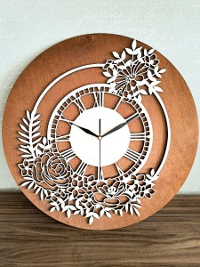 KWIATOWY, DREWNIANY ZEGAR AŻUROWY, VINTAGE, PIĘKNA DEKORACJA ŚCIANY, BEJCA CZEREŚNIA 