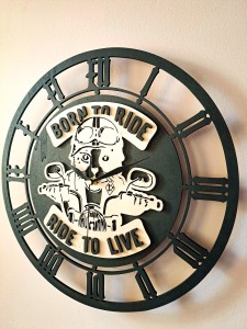 DREWNIANY ZEGAR MOTOCYKLOWY, KOT, PREZENT DLA MOTOCYKLISTY;)