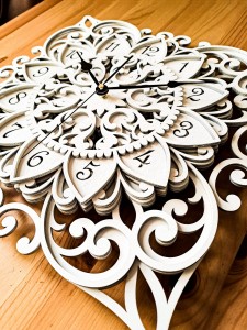 DEKORACYJNY,  DREWNIANY, AŻUROWY ZEGAR ŚCIENNY, MANDALA, WIELOWARSTWOWY, GLAMOUR, VINTAGE, SHABBY CHIC, KWADRAT,BIAŁY