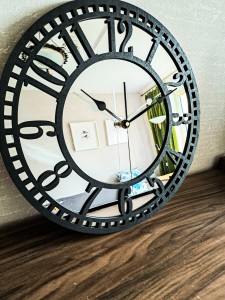 HORLOGE MIROIR AJOURÉE, DÉCORATIVE, ARGENT, VINTAGE, FAIT MAIN, NOIR