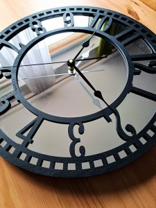 HORLOGE MIROIR AJOURÉE, DÉCORATIVE, ARGENT, VINTAGE, FAIT MAIN, NOIR