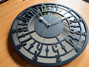 HORLOGE MIROIR AJOURÉE, DÉCORATIVE, ARGENT, VINTAGE, FAIT MAIN, NOIR
