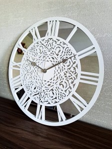 HORLOGE MIROIR DÉCORATIF AJOURÉ, ARGENT, MOTIF ORIENTAL, FAIT MAIN, BLANC
