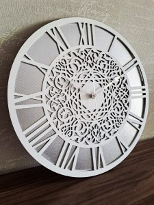 AŻUROWY, DEKORACYJNY ZEGAR  ŚCIENNY, SREBRNY/BIAŁY, PIĘKNY, ORIENTALNY ORNAMENT, HANDMADE