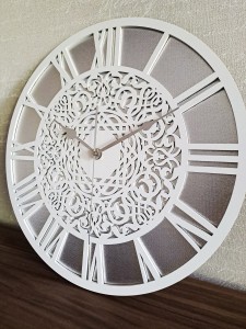 AŻUROWY, DEKORACYJNY ZEGAR  ŚCIENNY, SREBRNY/BIAŁY, PIĘKNY, ORIENTALNY ORNAMENT, HANDMADE