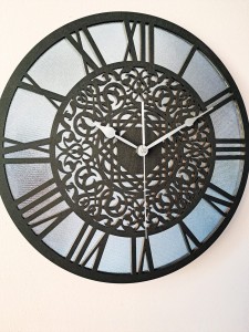 AŻUROWY, DEKORACYJNY ZEGAR  ŚCIENNY, SREBRNY/CZARNY, PIĘKNY, ORIENTALNY ORNAMENT, HANDMADE 