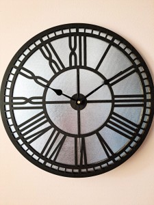 AŻUROWY, DEKORACYJNY ZEGAR ŚCIENNY, SREBRNY/CZARNY, RZYMSKIE CYFRY, PIĘKNY ORNAMENT, HANDMADE 