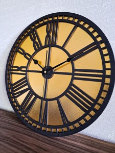 AŻUROWY, DEKORACYJNY ZEGAR ŚCIENNY, ZŁOTY/CZARNY, RZYMSKIE CYFRY, PIĘKNY ORNAMENT, HANDMADE 